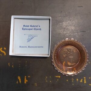 Saint Gabriel's Episcopal Church Amber Glass Cup Trinket Plate Marion MA 3.5 "